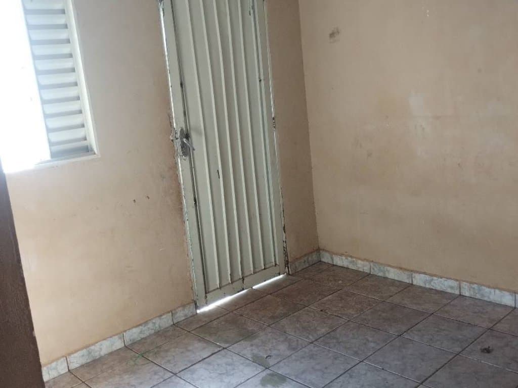 Foto 21 de 27: Casa em leilão em Ituiutaba - MG, bairro Lagoa Azul Ii — Casa, Padrão, 0 Vaga(S) de Garagem