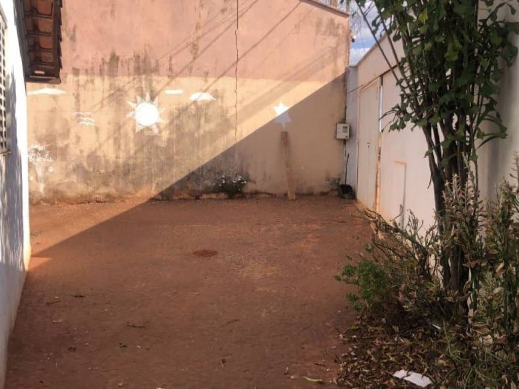 Foto 19 de 27: Casa em leilão em Ituiutaba - MG, bairro Lagoa Azul Ii — Casa, Padrão, 0 Vaga(S) de Garagem