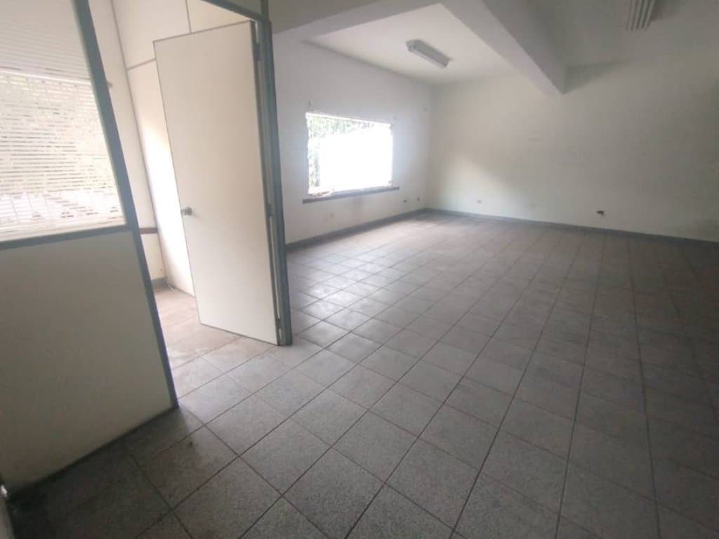 Foto 8 de 33: Comercial em leilão em São Bernardo Do Campo - SP, bairro Jordanopolis — Prédio, Padrão, 2 Vaga(S) de Garagem