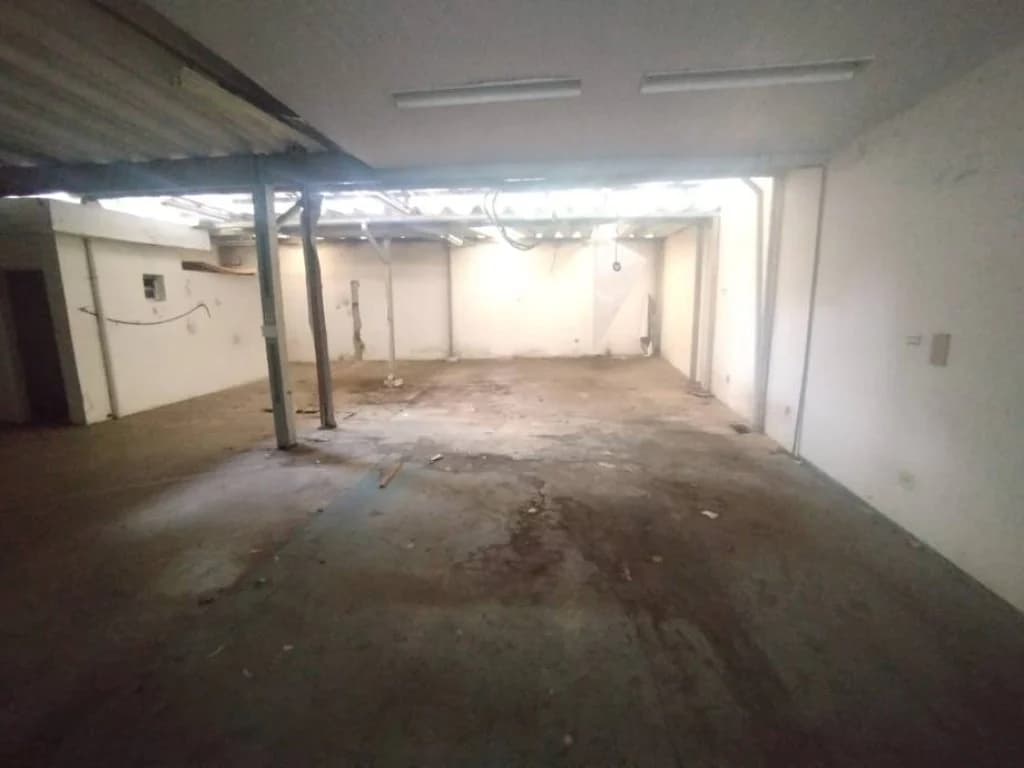 Foto 19 de 33: Comercial em leilão em São Bernardo Do Campo - SP, bairro Jordanopolis — Prédio, Padrão, 2 Vaga(S) de Garagem