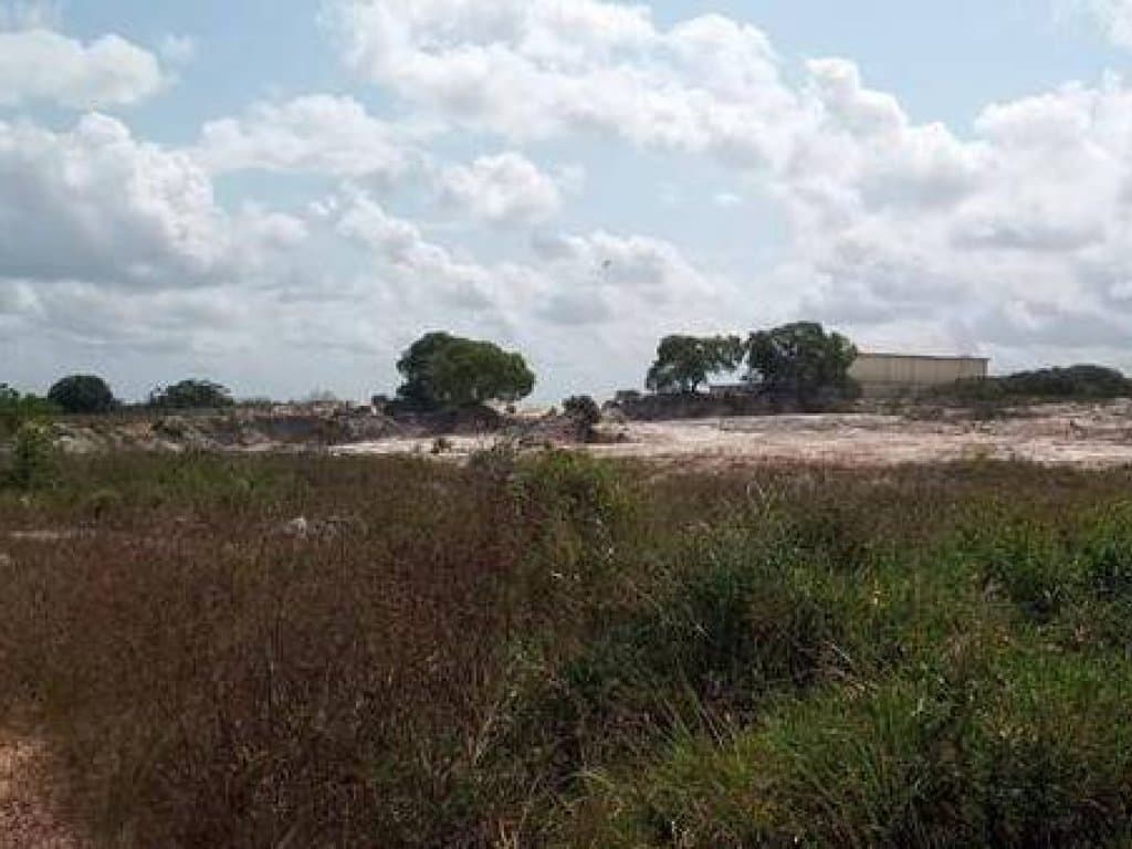 Foto 18 de 28: Terreno em leilão em Camaçari - BA — Lote, Padrão, 0 Vaga(S) de Garagem