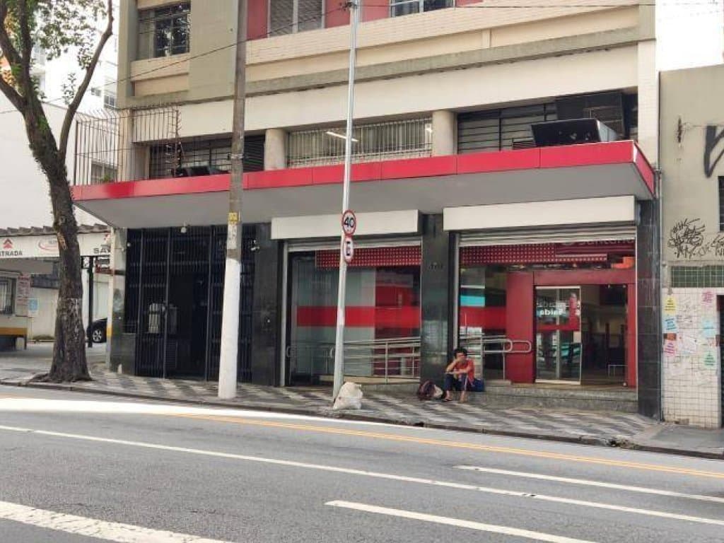 Foto 14 de 79: Comercial em leilão em São Paulo - SP, bairro Bela Vista — Ex-Agência, Padrão, 0 Vaga(S) de Garagem