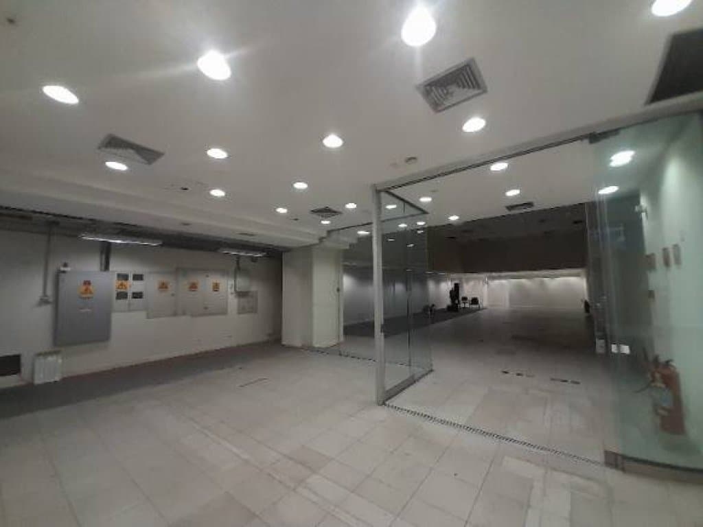 Foto 4 de 79: Comercial em leilão em São Paulo - SP, bairro Bela Vista — Ex-Agência, Padrão, 0 Vaga(S) de Garagem