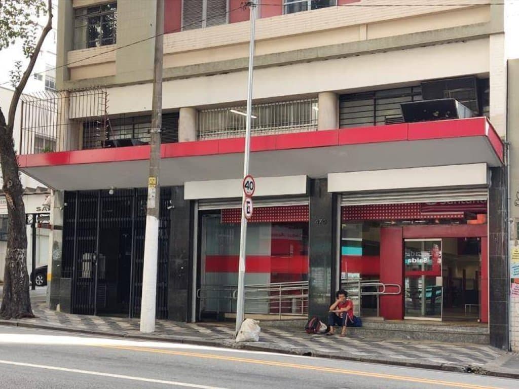 Foto 1 de 79: Comercial em leilão em São Paulo - SP, bairro Bela Vista — Ex-Agência, Padrão, 0 Vaga(S) de Garagem