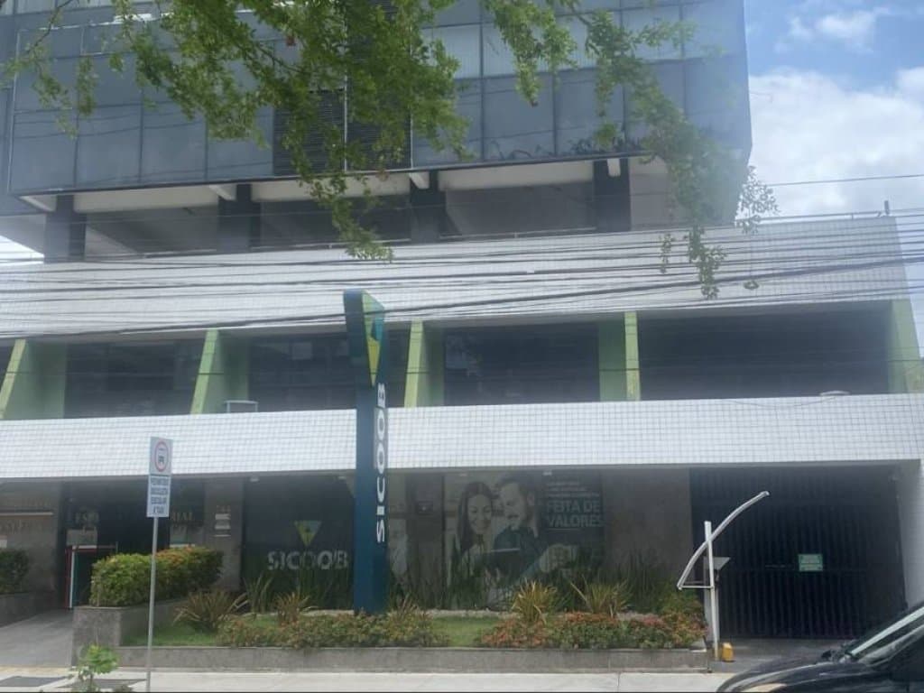 Foto 2 de 8: Comercial em leilão em Natal - RN, bairro Tirol — Sala Comercial, Sala Comercial, 0 Vaga(S) de Garagem