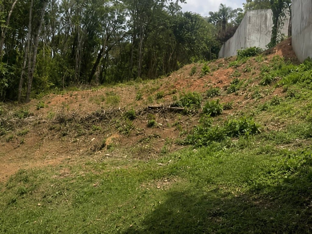 Foto 4 de 4: Terreno em leilão em Mogi Das Cruzes - SP — Terreno 939 m² (Lt. 41 da Qd. 13 no Condomínio Monterey Ville) - Mogi das Cruzes - SP