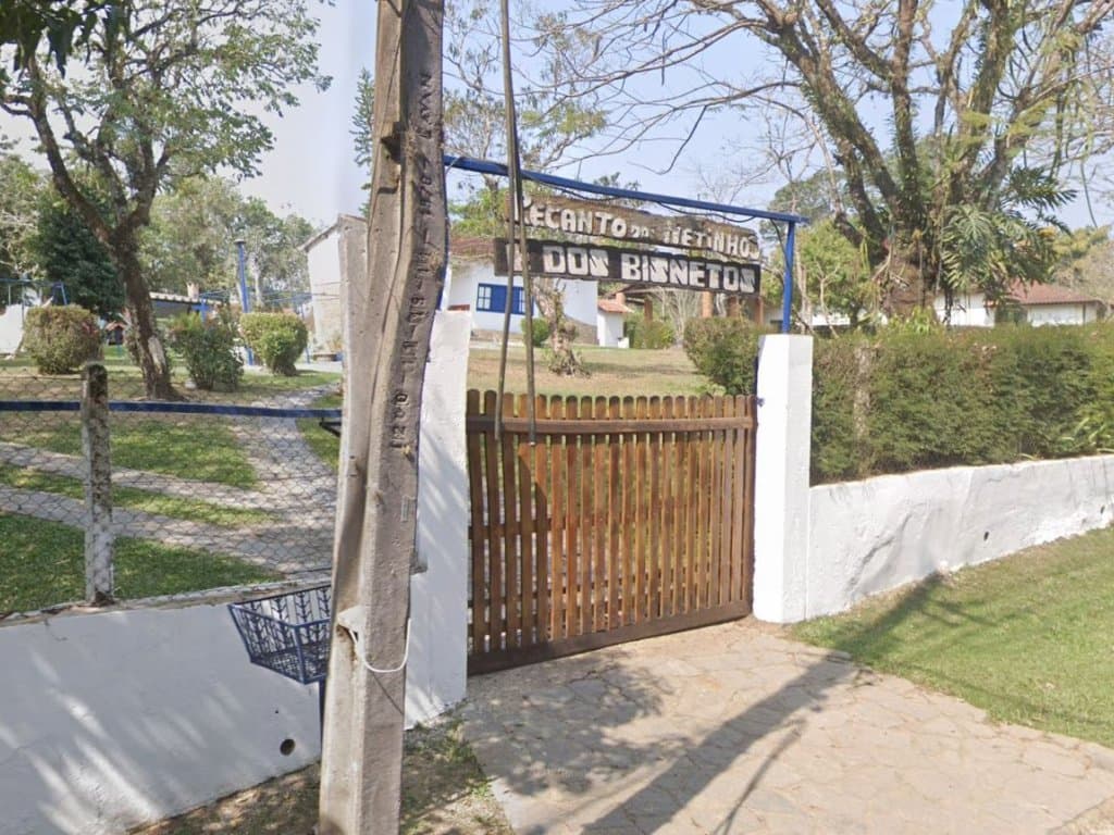 Foto 1 de 12: Casa em leilão em Itatiaia - RJ, bairro Jardim Martineli — Direitos sobre Casa 106 m² em Terreno de 1.368 m² - Jardim Martineli - Itatiaia - RJ