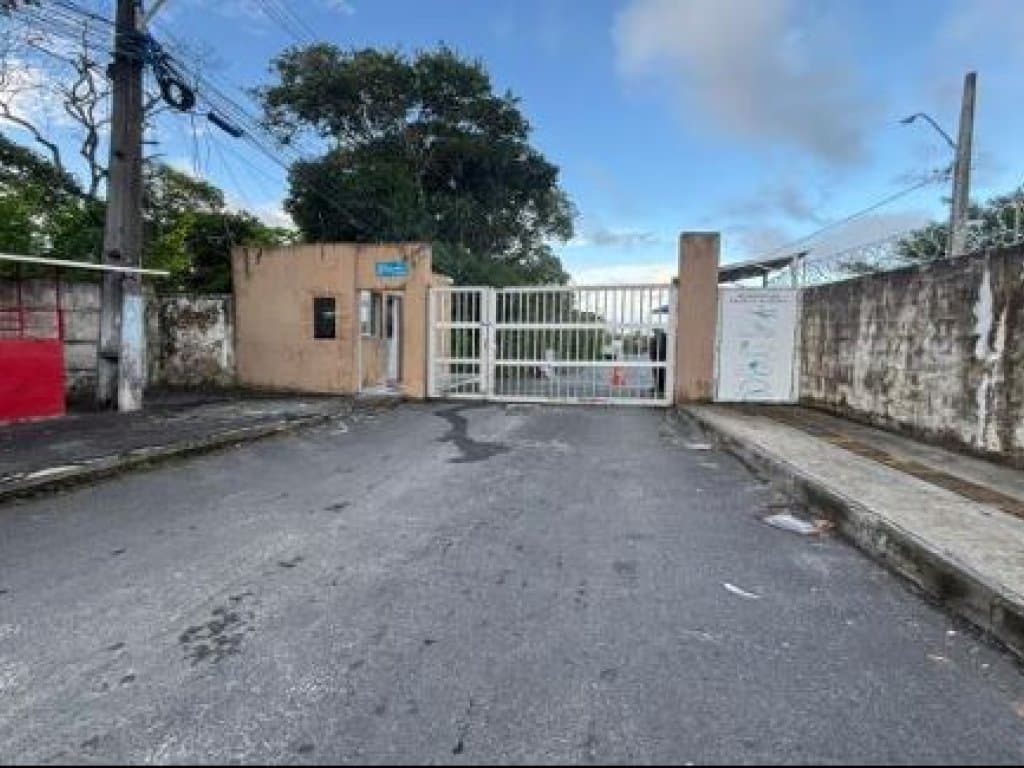 Casa em leilão em Salvador - BA, bairro Pirajá — Chácara com Área de 14.238 m² - Salvador-BA - Estrada para Sítio do Cândido, 23, Fazenda Grande II - Pirajá