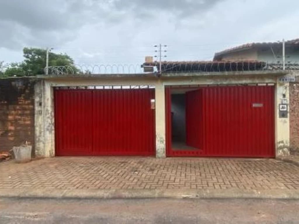 Casa em leilão em Araguaína - TO, bairro Setor Aeroviário — Casa 258 m² - Araguaina-TO - Rua W, 184 - Setor Aeroviário