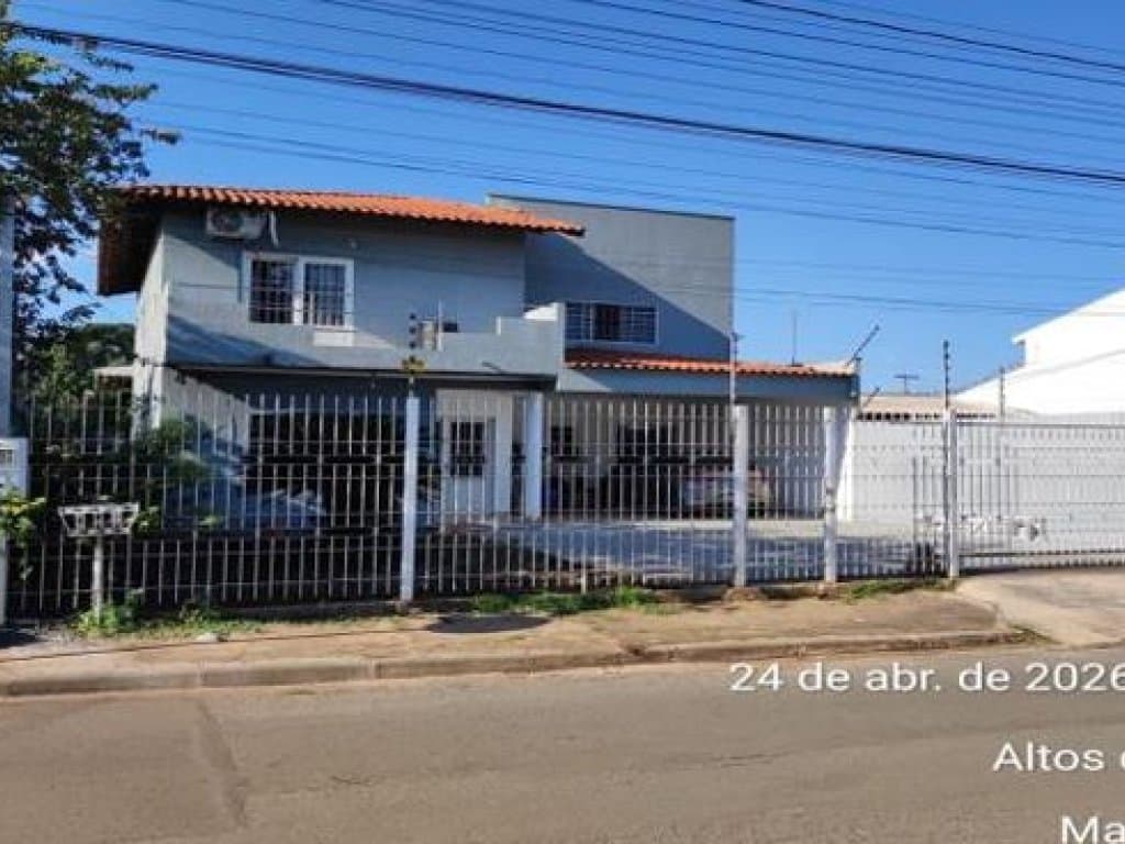 Casa em leilão em Cuiabá - MT, bairro Altos do Coxipó — Casa 211 m² - Cuiabá-MT - Rua 09, 348 - Altos do Coxipó