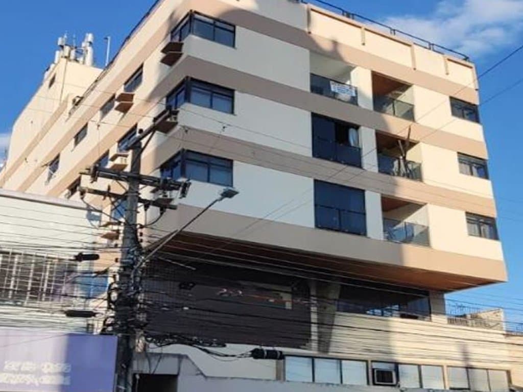 Apartamento em leilão em Campos Dos Goytacazes - RJ, bairro Centro — Apartamento 151 m² - Campos dos Goytacazes-RJ - Rua Treze de Maio, 185 - Apto. 10 - Centro