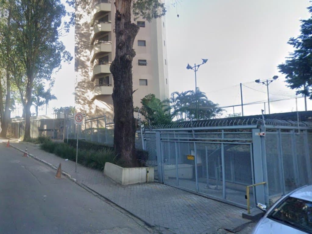 Foto 3 de 18: Apartamento em leilão em São Paulo - SP, bairro Morumbi — Apartamento 228 m² (04 Vagas) - Morumbi - São Paulo - SP
