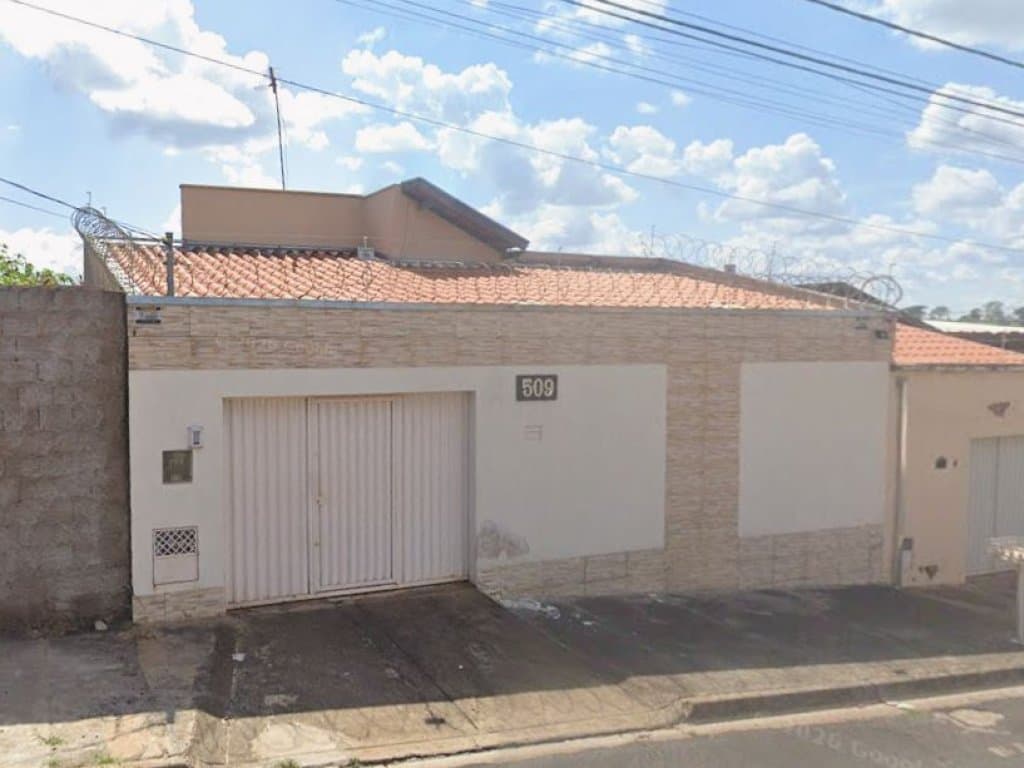 Foto 1 de 2: Casa em leilão em Uberaba - MG, bairro Cidade Nova — Casa 54 m² - Cidade Nova - Uberaba - MG