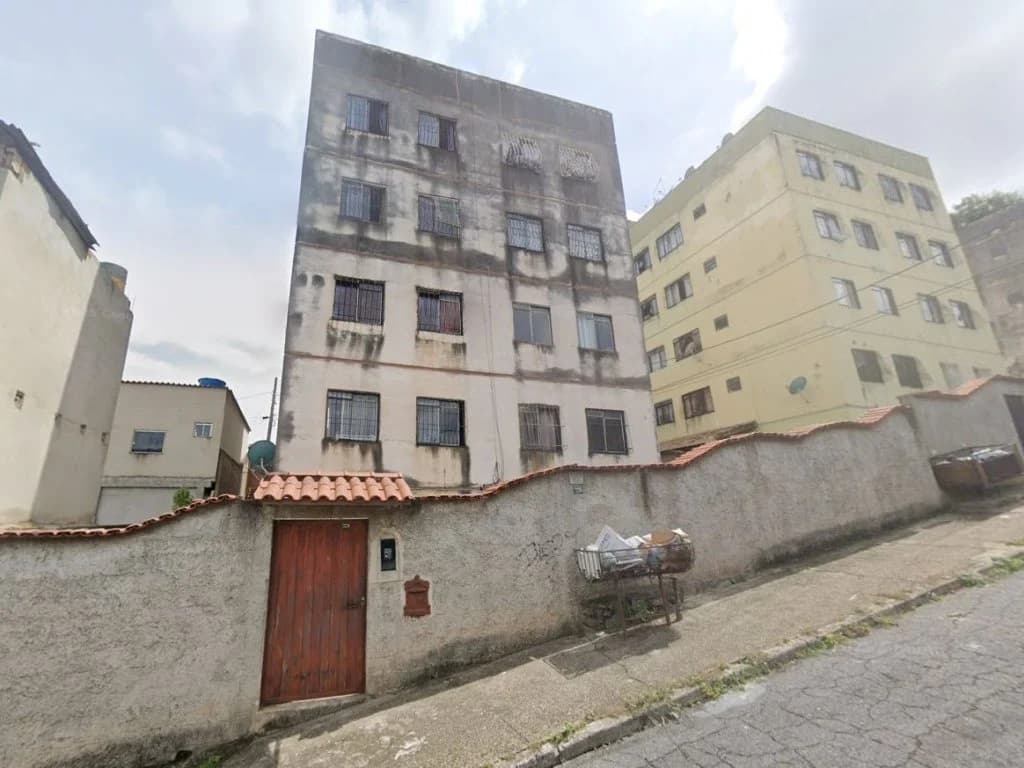 Foto 1 de 2: Apartamento em leilão em Betim - MG, bairro Moradas do Trevo — Apartamento 41 m² (01 vaga) - Morada do Trevo - Betim - MG