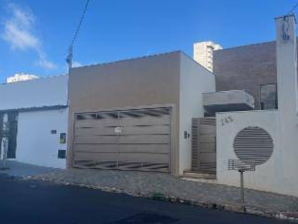 Foto 3 de 6: Casa em leilão em Tupã - SP, bairro Centro — Casa, Padrão, 1 Vaga(S) de Garagem