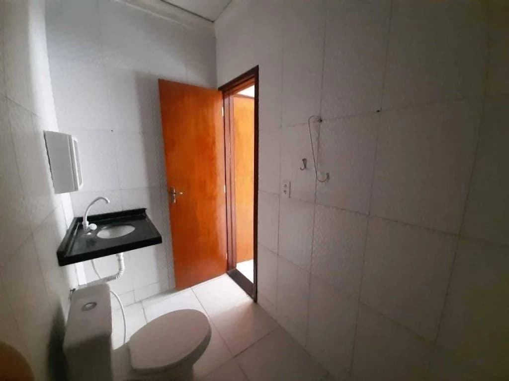 Foto 13 de 27: Casa em leilão em Juazeiro Do Norte - CE, bairro Aeroporto — Casa, Padrão, 0 Vaga(S) de Garagem
