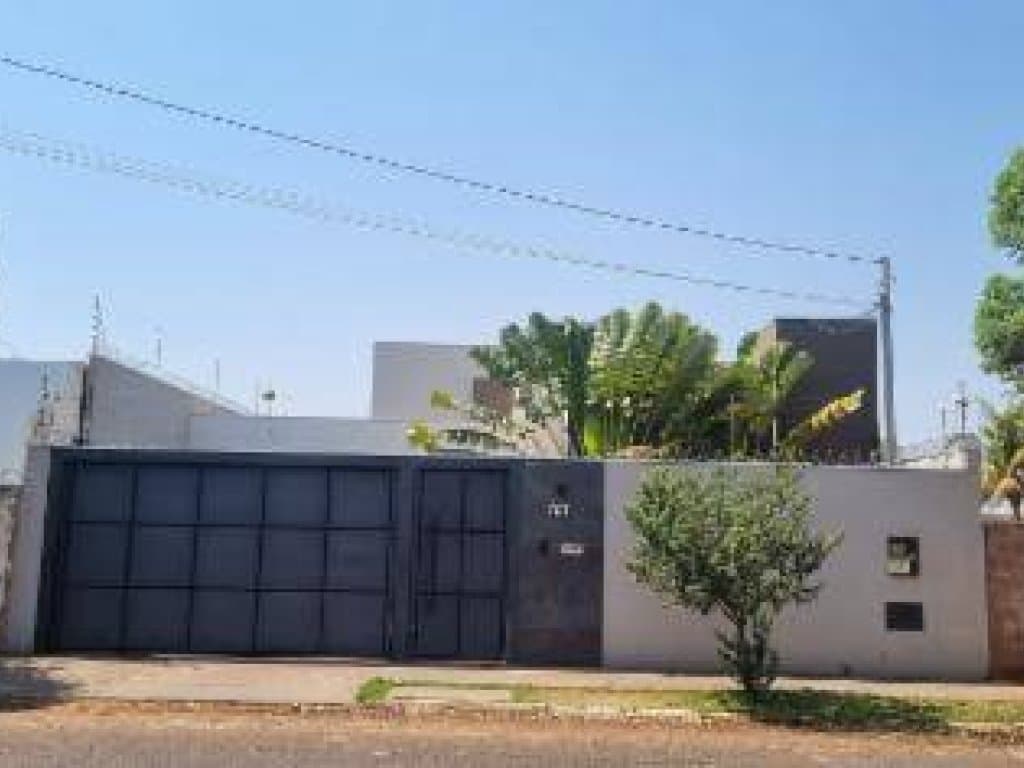 Foto 1 de 32: Casa em leilão em Campo Grande - MS, bairro Jardim Jacy — Casa, Padrão, 0 Vaga(S) de Garagem