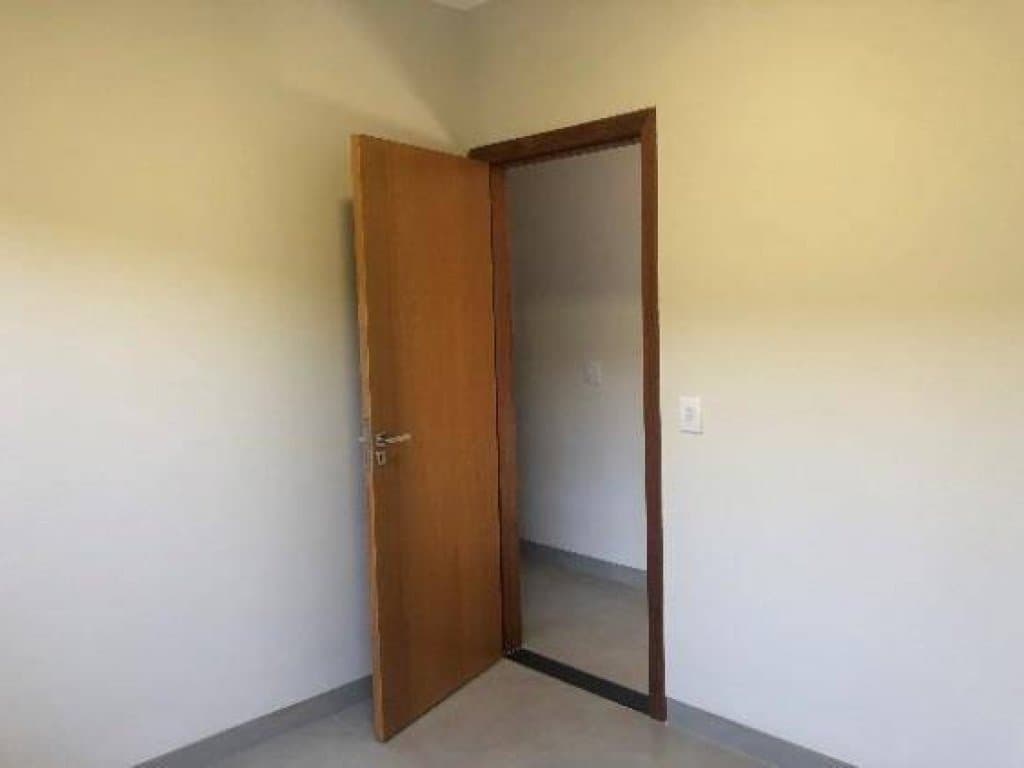 Foto 6 de 32: Casa em leilão em Campo Grande - MS, bairro Jardim Jacy — Casa, Padrão, 0 Vaga(S) de Garagem