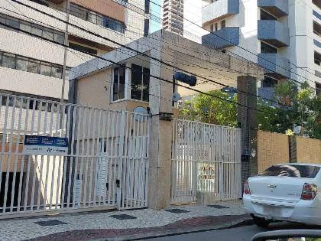 Foto 1 de 3: Apartamento em leilão em Fortaleza - CE, bairro Meireles — Apartamento, Padrão, 2 Vaga(S) de Garagem