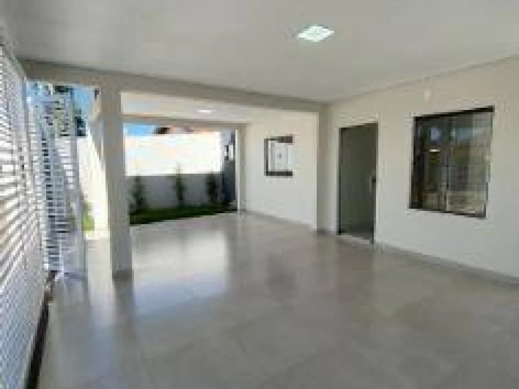Foto 10 de 12: Casa em leilão em Rondonópolis - MT, bairro Jardim Atlântico — Casa, Padrão, 2 Vaga(S) de Garagem