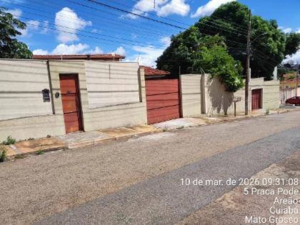 Foto 2 de 3: Casa em leilão em Cuiabá - MT, bairro Areão — Casa, Padrão, 1 Vaga(S) de Garagem