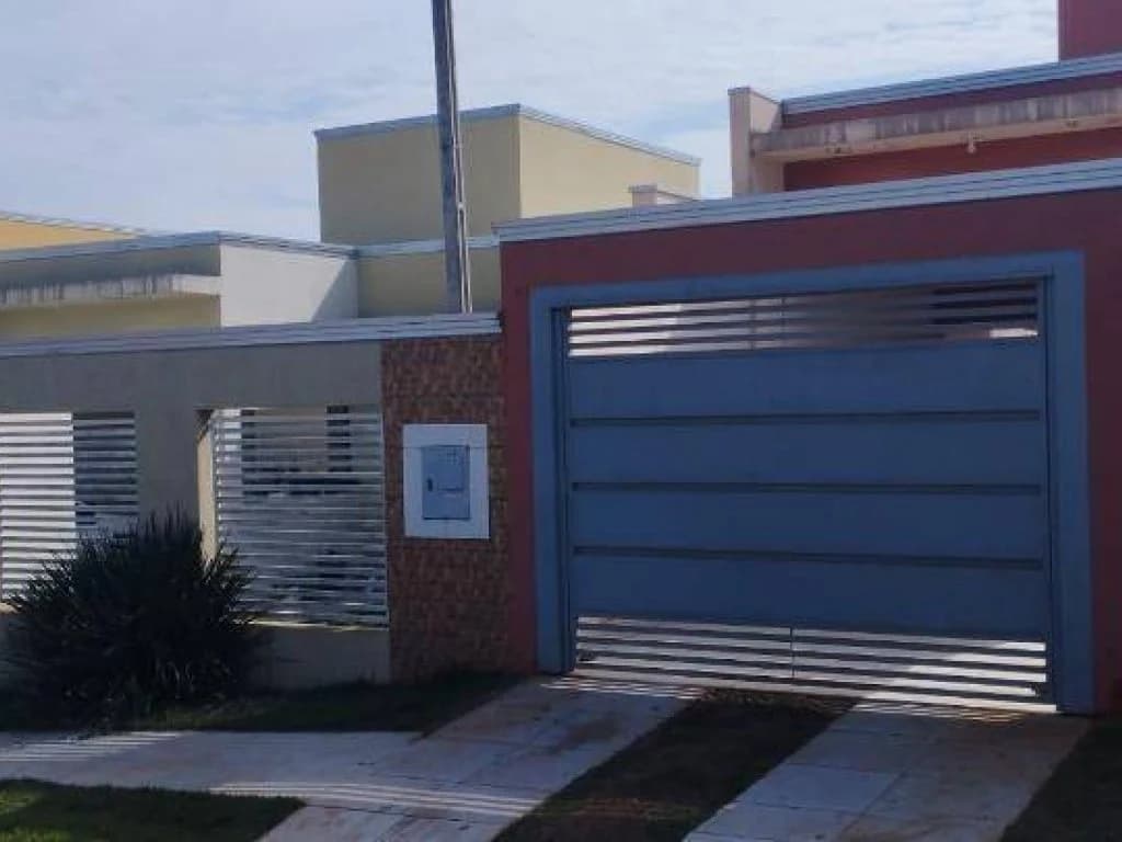 Foto 4 de 27: Casa em leilão em Ivaiporã - PR, bairro Vila Nova Pora — Casa, Padrão, 1 Vaga(S) de Garagem