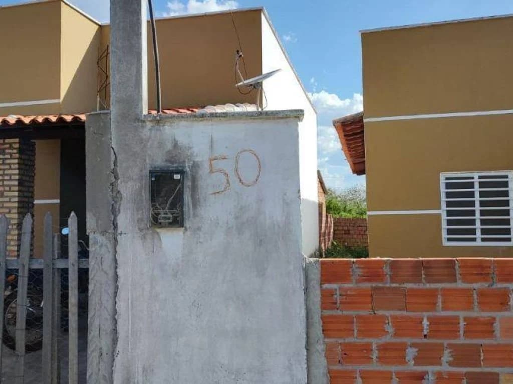 Foto 2 de 17: Casa em leilão em Cabeceiras Do Piauí - PI, bairro Centro — Casa, Padrão, 0 Vaga(S) de Garagem