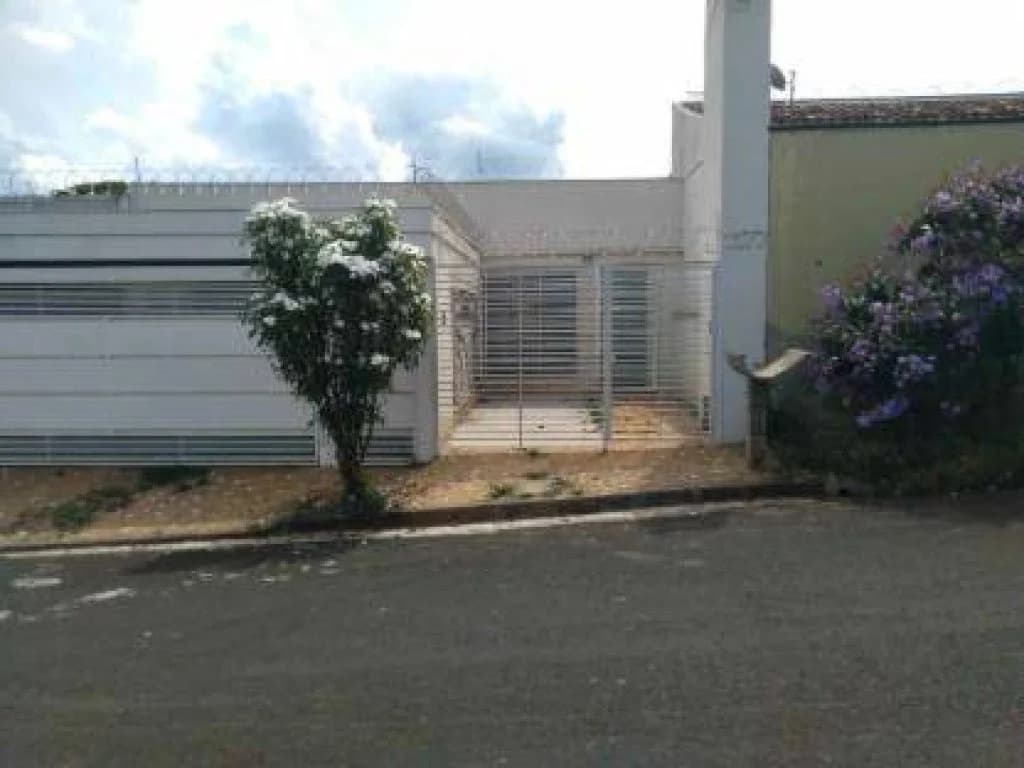 Foto 5 de 22: Casa em leilão em Marília - SP, bairro Alto Cafezal — Casa, Padrão, 1 Vaga(S) de Garagem