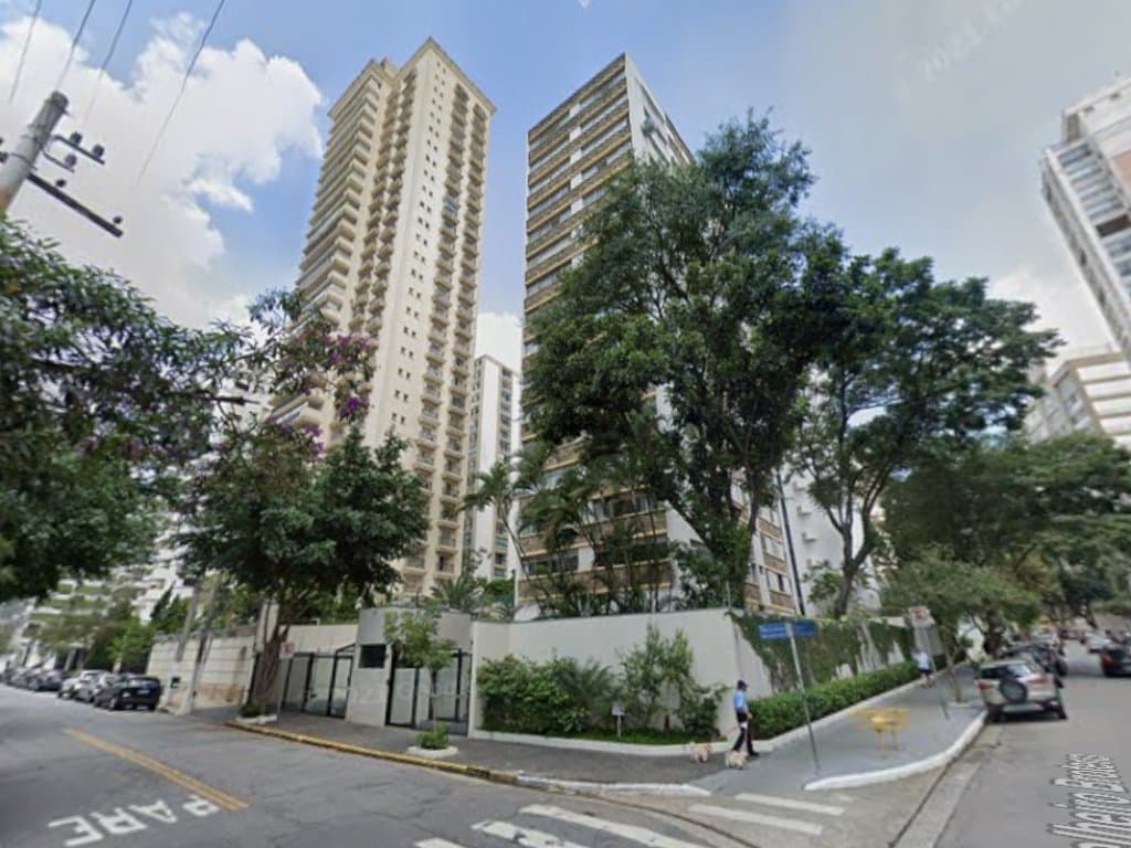 Foto 4 de 6: Apartamento em leilão em São Paulo - SP, bairro Santa Cecília — Apartamento 232 m² (próx. á Av. Pacaembu) - Santa Cecília - São Paulo - SP