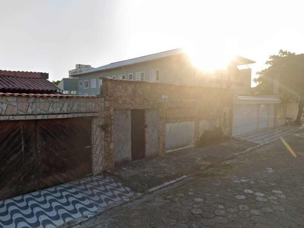 Foto 3 de 4: Casa em leilão em Praia Grande - SP, bairro Maracanã — Casa no Litoral 149 m² - Maracanã - Praia Grande - SP