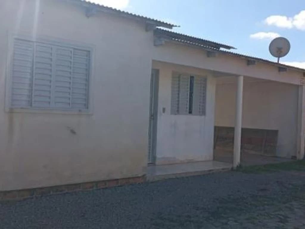 Casa em leilão em Jaguari - RS, bairro Centro — Casa 115 m² - Jaguari-RS - Rua São João, 25 - Centro