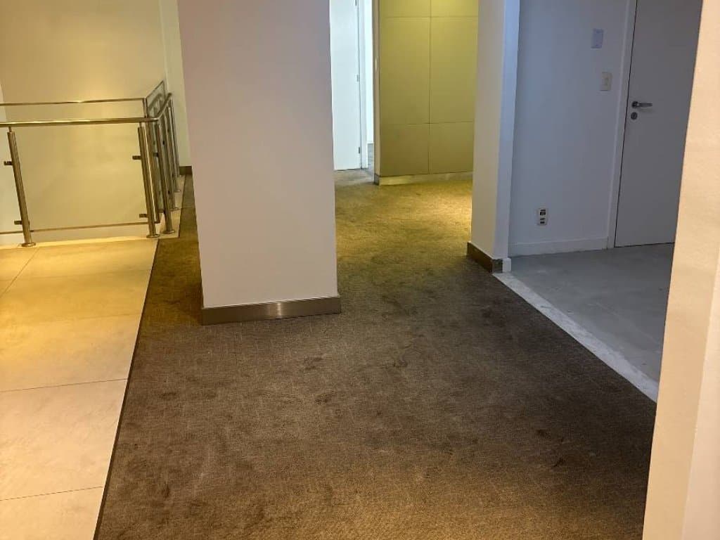 Foto 20 de 23: Comercial em leilão em Rio De Janeiro - RJ, bairro Centro — Ex-Agência 1.155 m² - Centro - Rio de Janeiro - RJ