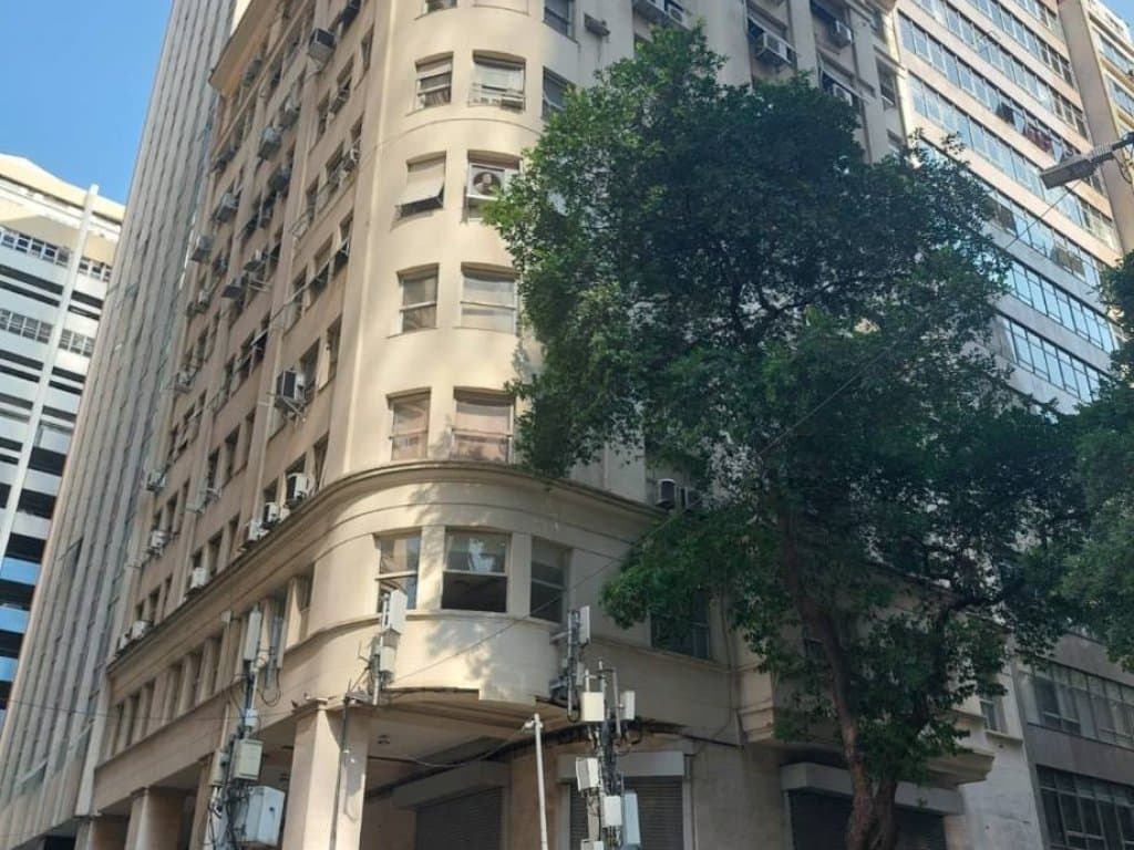 Foto 1 de 23: Comercial em leilão em Rio De Janeiro - RJ, bairro Centro — Ex-Agência 1.155 m² - Centro - Rio de Janeiro - RJ