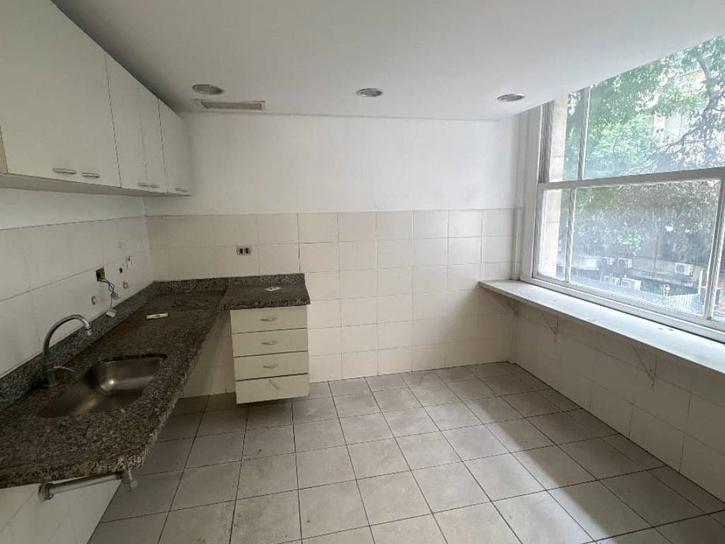 Foto 19 de 23: Comercial em leilão em Rio De Janeiro - RJ, bairro Centro — Ex-Agência 1.155 m² - Centro - Rio de Janeiro - RJ