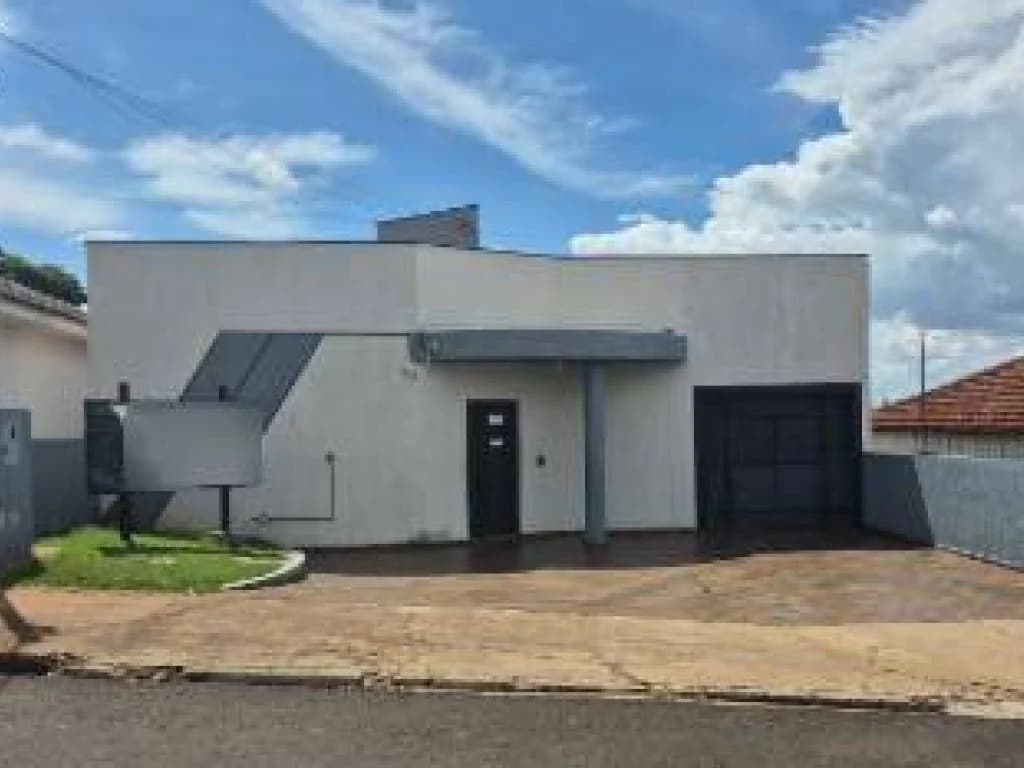 Comercial em leilão em Jandaia Do Sul - PR, bairro Centro — Imóvel Comercial 168 m² - Centro - Jandaia do Sul - PR