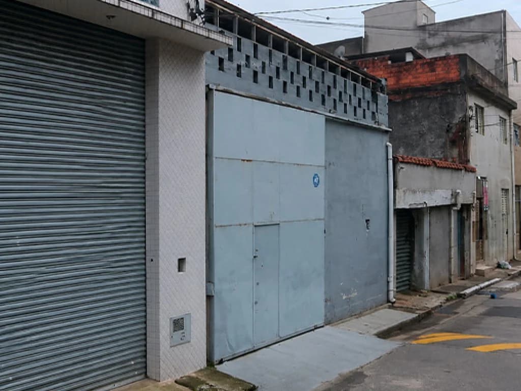 Foto 2 de 3: Terreno em leilão em São Paulo - SP, bairro Vila Guilherme — Direitos sobre Imóvel Comercial 180 m² (Armazém) - Vila Guilherme - São Paulo - SP