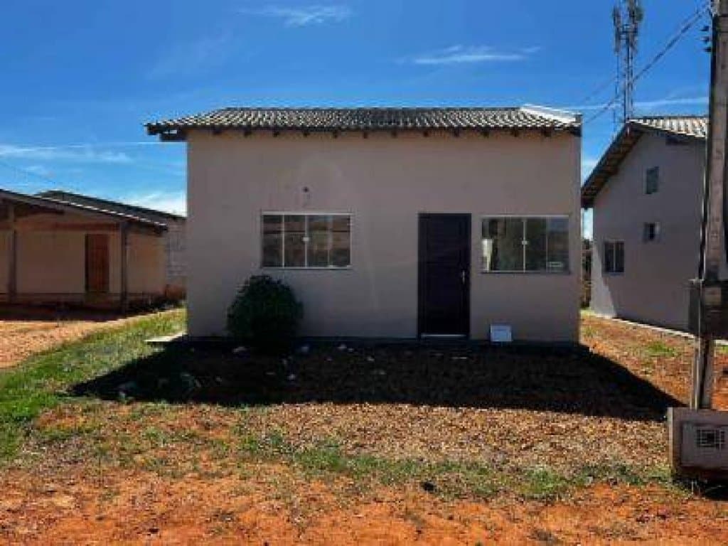 Foto 1 de 15: Casa em leilão em Sinop - MT — Casa 51 m² - Residencial Sabrina III - Sinop - MT