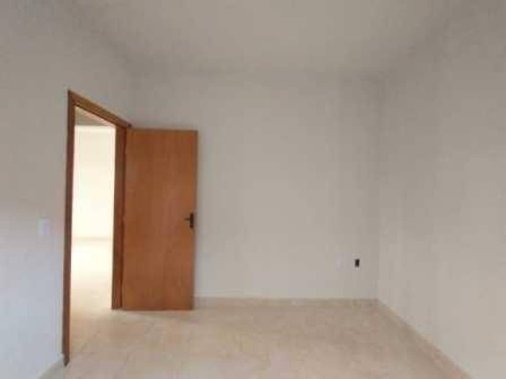 Foto 8 de 20: Casa em leilão em Caldas Novas - GO — Casa 73 m² - Rio Branco - Caldas Novas - GO
