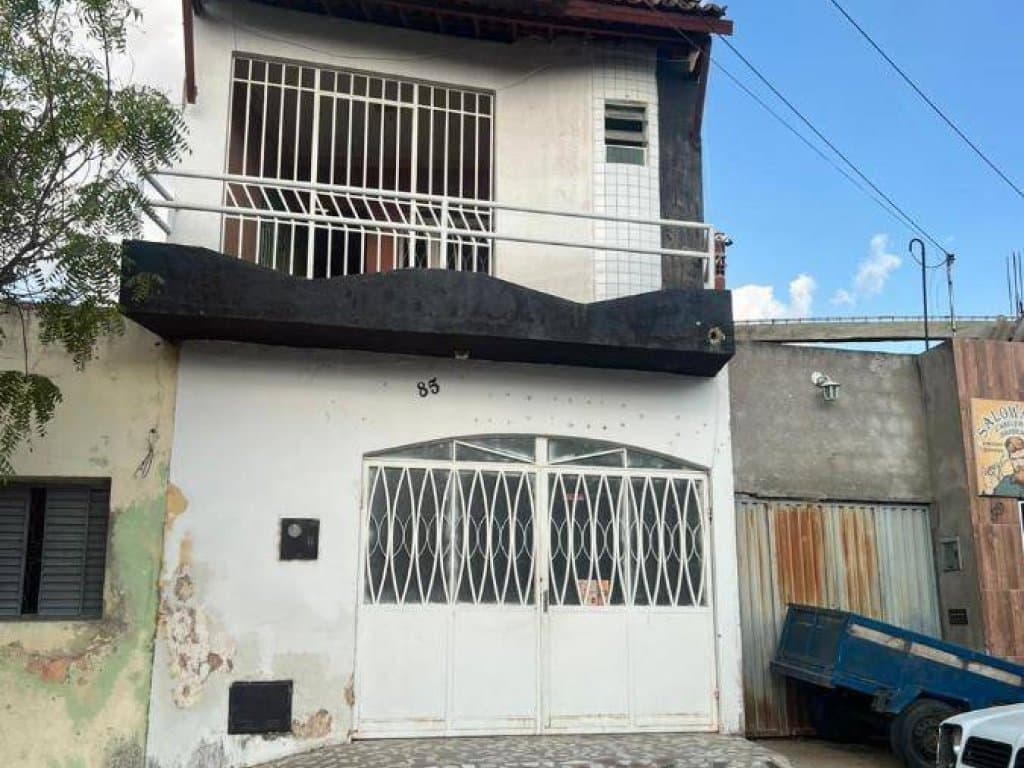 Foto 1 de 5: Casa em leilão em Iguatu - CE, bairro Vila Brasília — Casa 77 m² - Vila Brasília - Iguatu - CE
