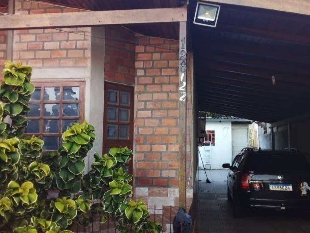 Foto 3 de 13: Casa em leilão em Porto Alegre - RS, bairro Hípica — Casa 165 m² - Hípica - Porto Alegre - RS