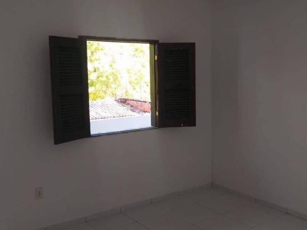 Foto 3 de 15: Apartamento em leilão em Horizonte - CE, bairro Mal Cozinhado — Casa em Condomínio 78 m² (01 vaga) - Mal Cozinhado - Horizonte - CE