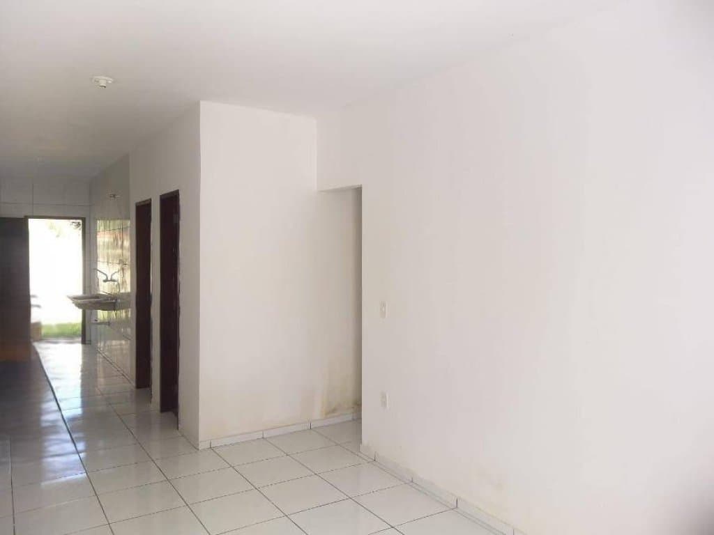 Foto 14 de 15: Apartamento em leilão em Horizonte - CE, bairro Mal Cozinhado — Casa em Condomínio 78 m² (01 vaga) - Mal Cozinhado - Horizonte - CE