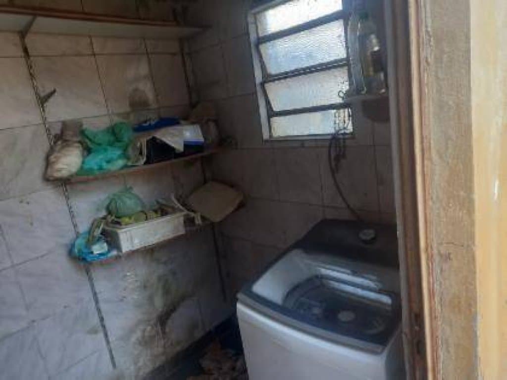 Foto 12 de 17: Casa em leilão em Magé - RJ, bairro Praia do Imperador — Casa 99 m² - Praia do Imperador - Magé - RJ