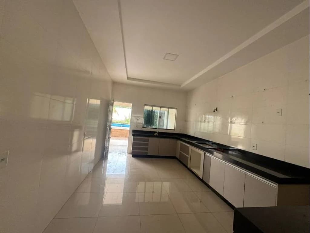 Foto 8 de 14: Casa em leilão em Barra Do Garças - MT, bairro Jardim São João — Casa 201 m² - Jardim São João - Barra do Garças - MT