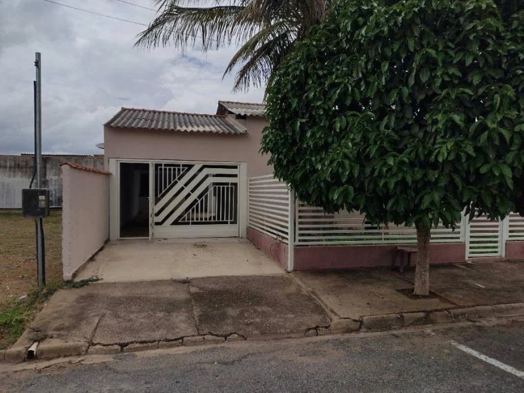 Foto 1 de 15: Casa em leilão em Primavera Do Leste - MT, bairro Jardim Poncho Verde Ii — Casa 161 m² - Jardim Poncho Verde II - Primavera do Leste - MT