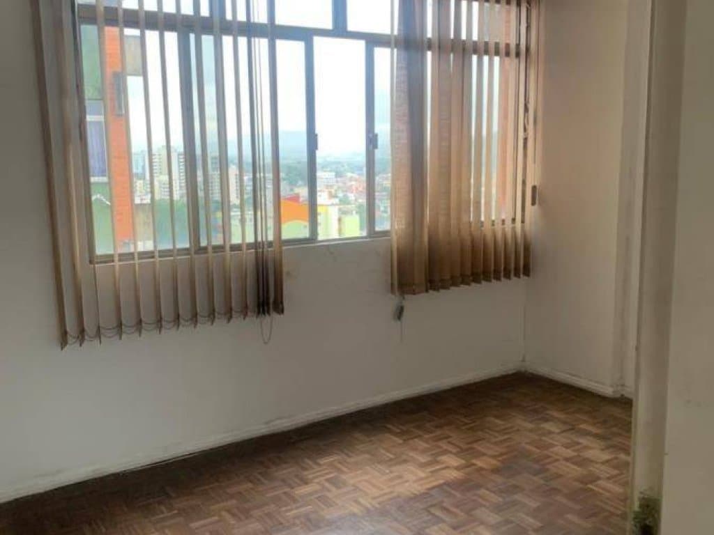 Foto 4 de 14: Apartamento em leilão em Resende - RJ — Apartamento 161 m² (Unid. 1201) - Comercial - Resende - RJ