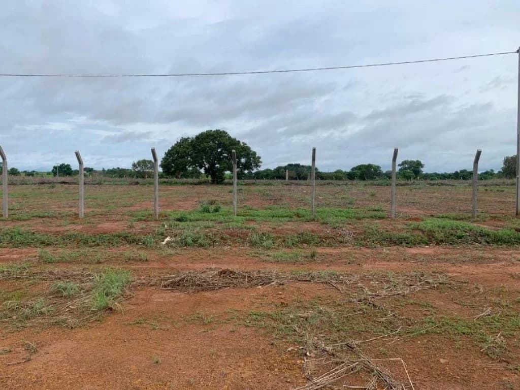 Foto 16 de 22: Terreno em leilão em Porto Nacional - TO, bairro Jardim América — Área com 3.040 m² - Jardim América - Porto Nacional - TO