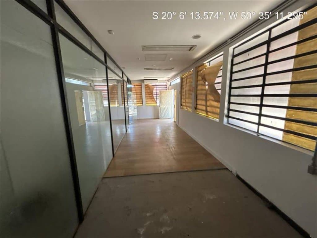 Foto 5 de 6: Comercial em leilão em Paranapuã - SP, bairro Centro — Ex-Agência 199 m² - Centro - Paranapuã - SP