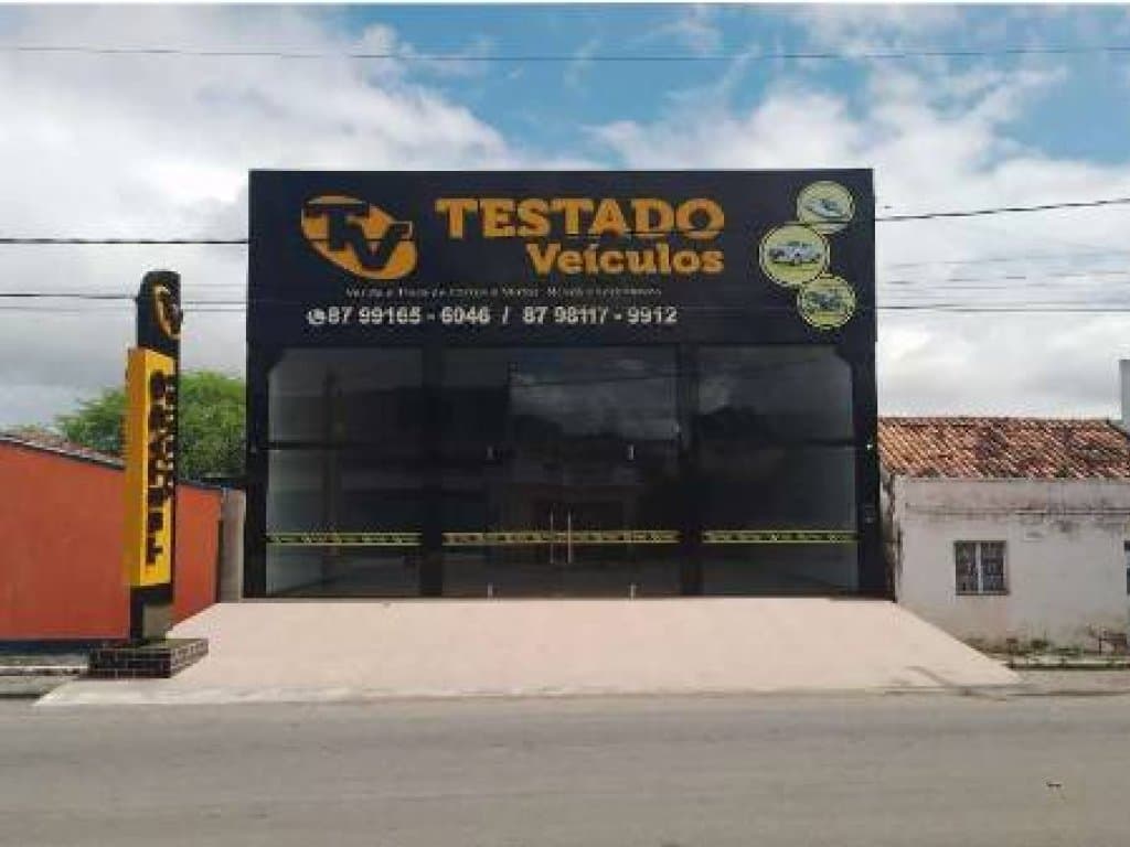 Foto 1 de 2: Comercial em leilão em Alagoinha - PE, bairro Machuca — Loja 370 m² - Machuca - Alagoinha - PE