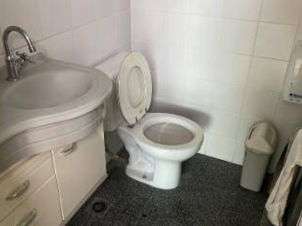 Foto 6 de 9: Comercial em leilão em Santana De Parnaíba - SP, bairro Alphaville — Sala Comercial 44 m² (01 vaga) - Alphaville - Santana de Parnaíba - SP